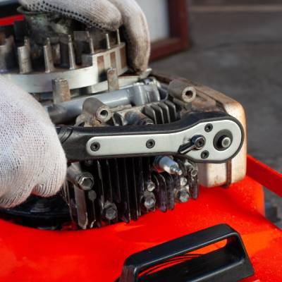 SMALL ENGINE REPAIR